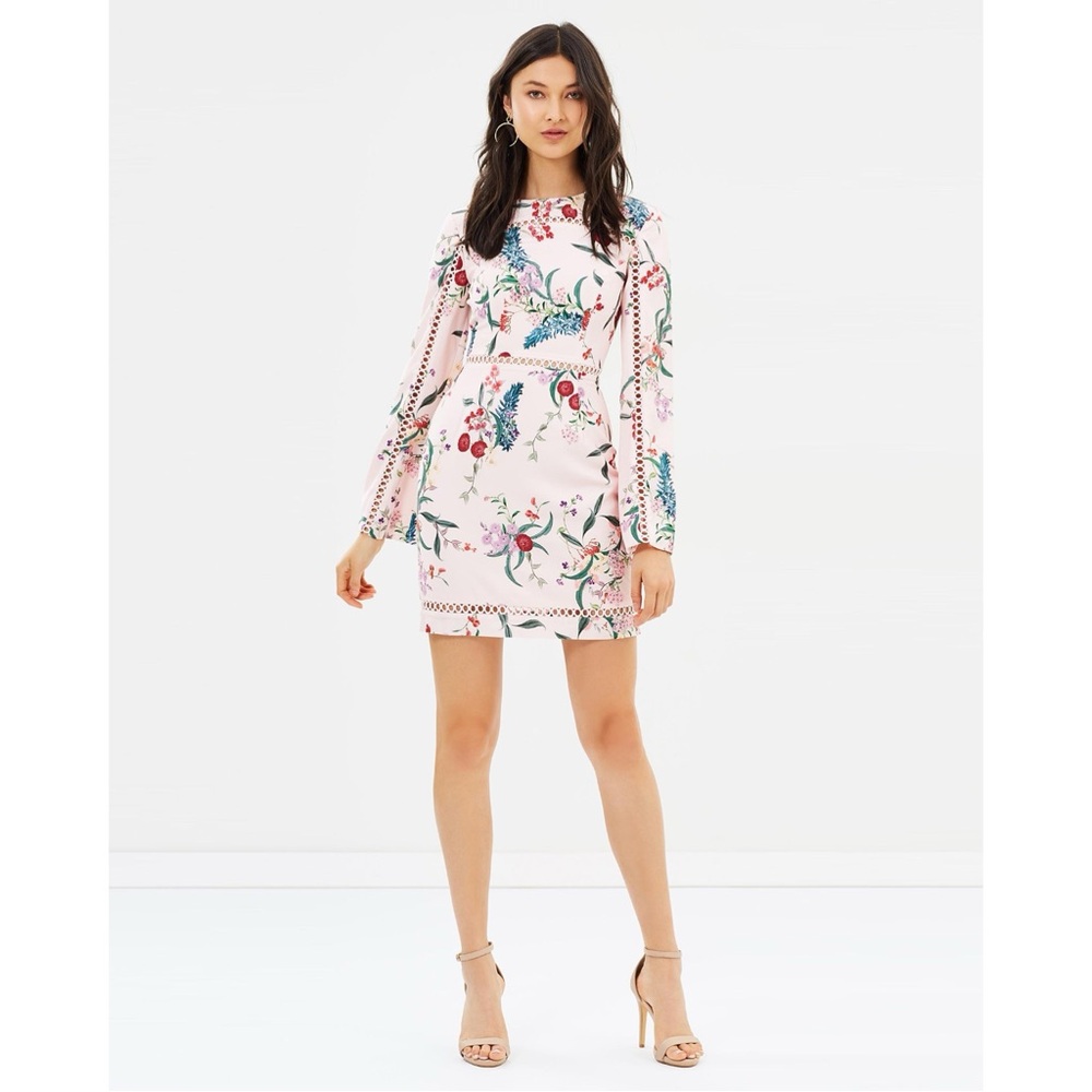 KEEPSAKE THE LABEL NWT Light Pink Floral Indulge Long Flare Sleeved Mini Dress L